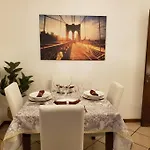 La Rocca Home, Accogliente Ad *