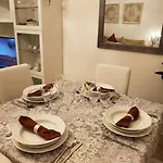 La Rocca Home, Accogliente Ad アローナ