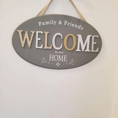 Appartement La Rocca Home, Accogliente Ad *