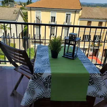 Apartamento La Rocca Home, Accogliente Ad