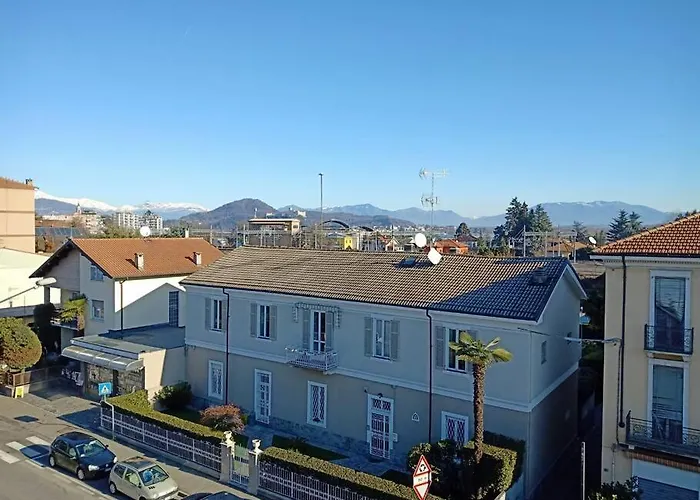 La Rocca Home, Accogliente Ad *