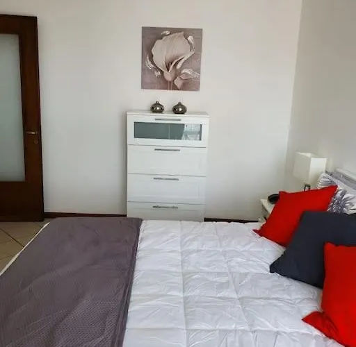 La Rocca Home, Accogliente Ad شقة *